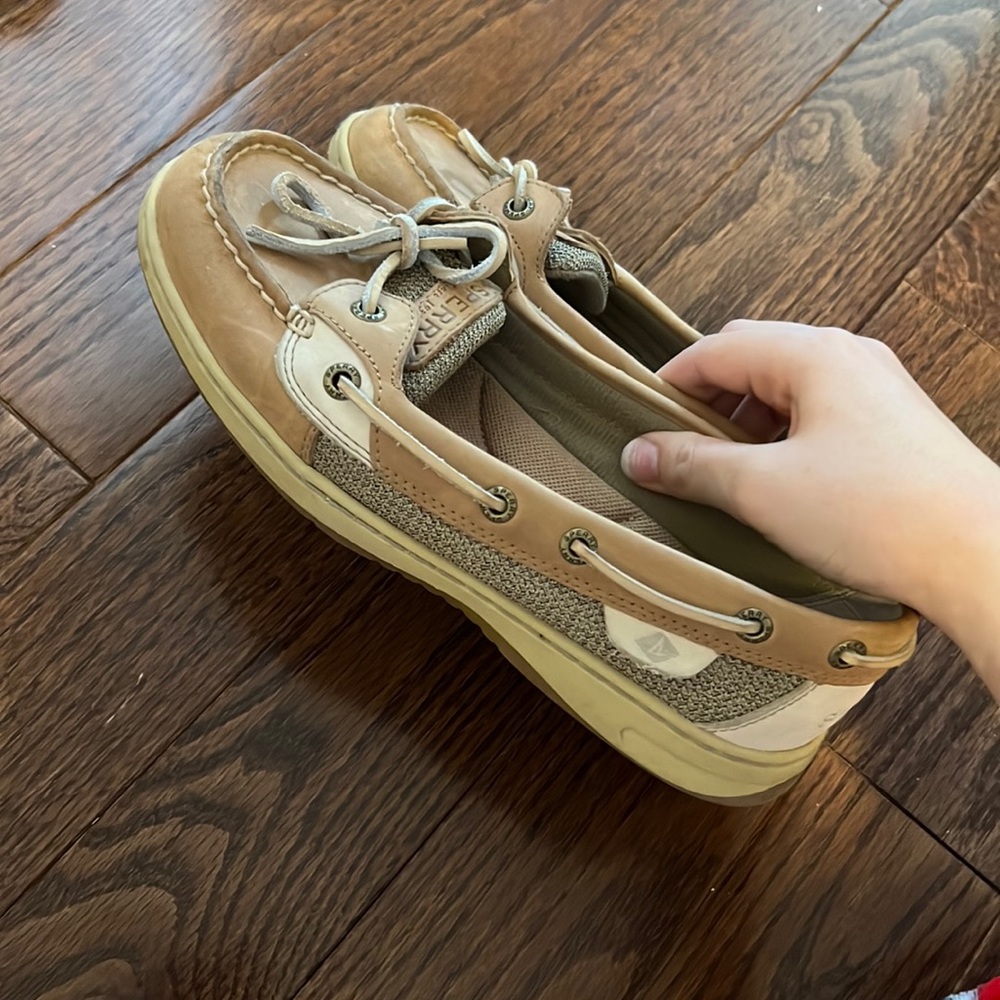 sperry boat shoes